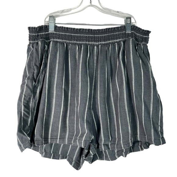 Universal Thread Gray & Beige Linen Blend high Smocked Waist Casual Shorts Large - Picture 1 of 5